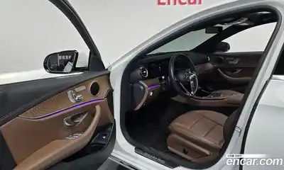 Mercedes-Benz E-Class, 2022