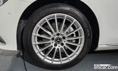 Mercedes-Benz E-Class 2022 2.0 Автомат в Москве № 223439, миниатюра 11