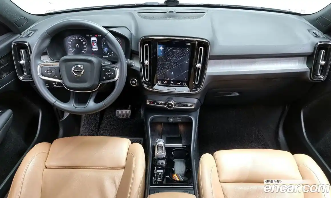 Volvo XC40 2021 2.0 Автомат в Москве № 228592, фото 13