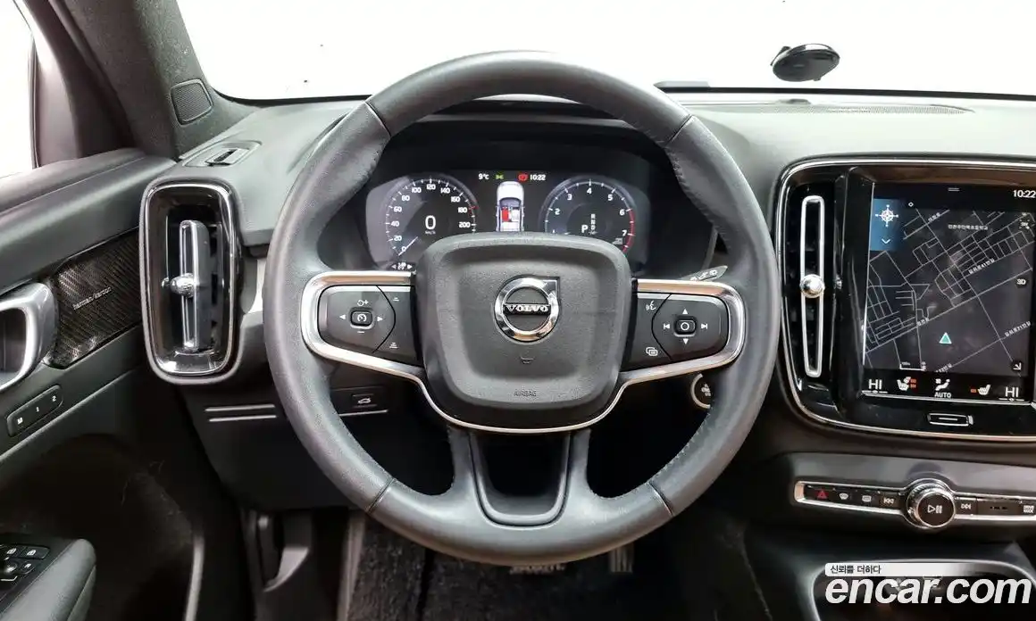Volvo XC40 2021 2.0 Автомат в Москве № 228592, фото 3