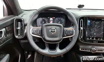 Volvo XC40 2021 2.0 Автомат в Москве № 228592, миниатюра 3