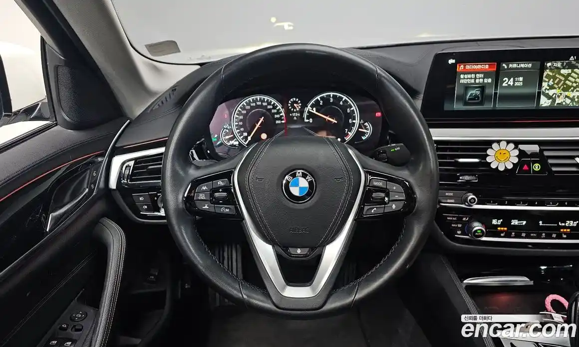 BMW 5-Series 2018 2.0 Автомат в Москве № 229241, фото 1
