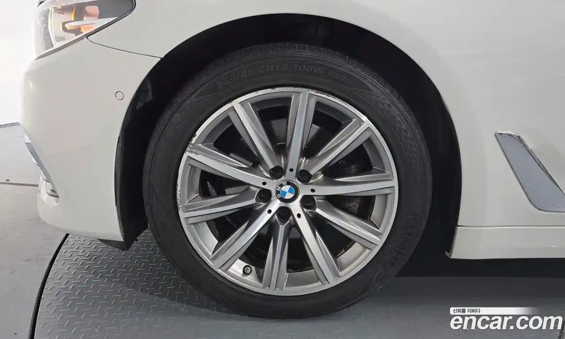 BMW 5-Series 2018 2.0 Автомат в Москве № 229241, фото 18