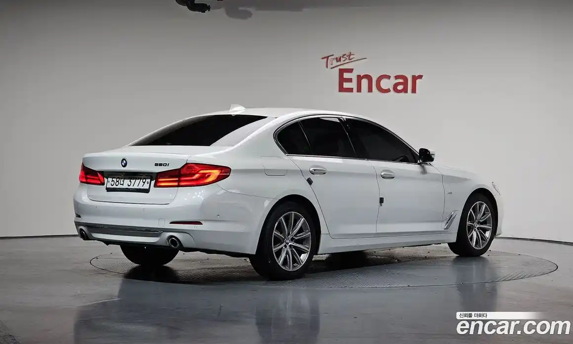 BMW 5-Series 2018 2.0 Автомат в Москве № 229241, фото 5