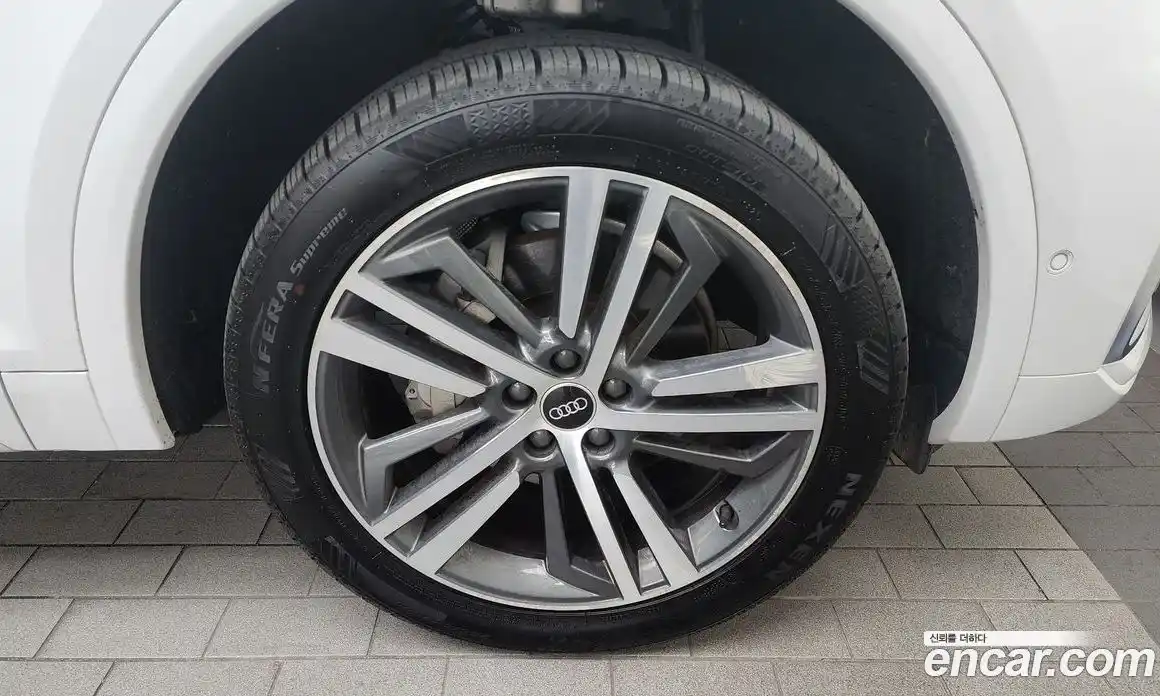 Audi Q5 2022 2.0 Автомат в Москве № 229797, фото 5