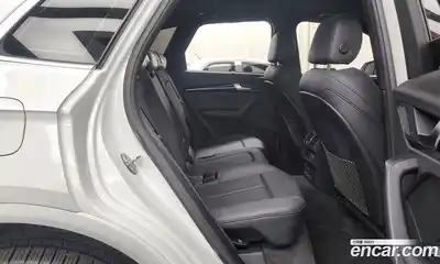 Audi Q5 2022 2.0 Автомат в Москве № 229797, миниатюра 7