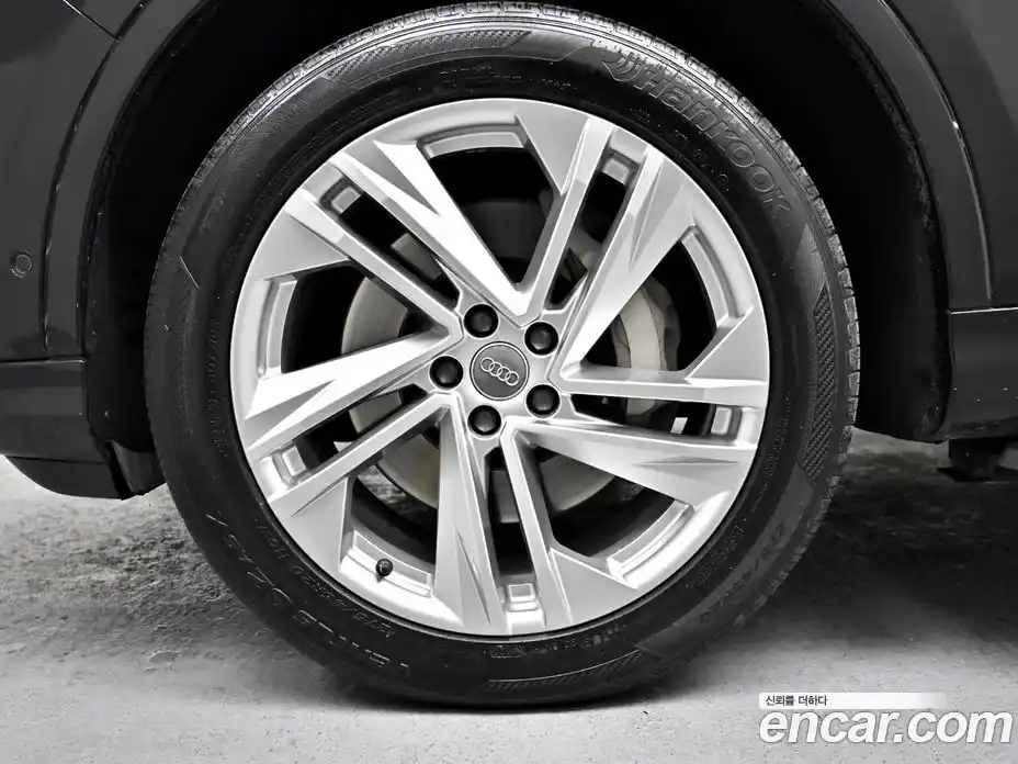 Audi Q7 2021 3.0 Автомат в Москве № 230141, фото 5