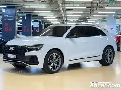 Audi Q8, 2022