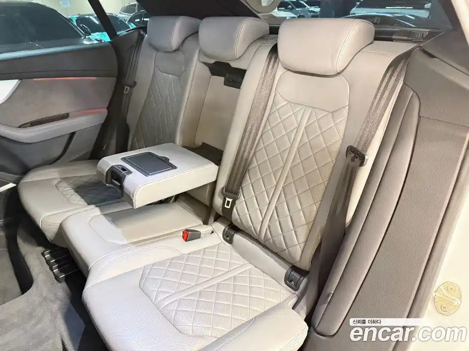 Audi Q8 2022 3.0 Автомат в Москве № 230296, фото 18