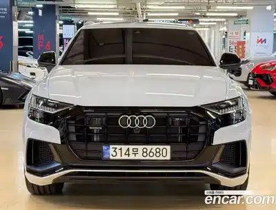 Audi Q8 2022 3.0 Автомат в Москве № 230296, миниатюра 3