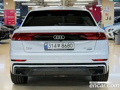 Audi Q8 2022 3.0 Автомат в Москве № 230296, миниатюра 4