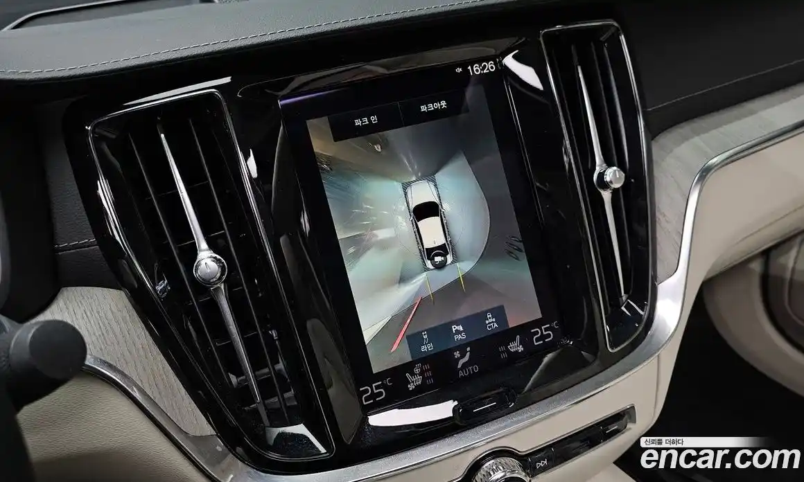 Volvo S60 2021 2.0 Автомат в Москве № 230470, фото 16