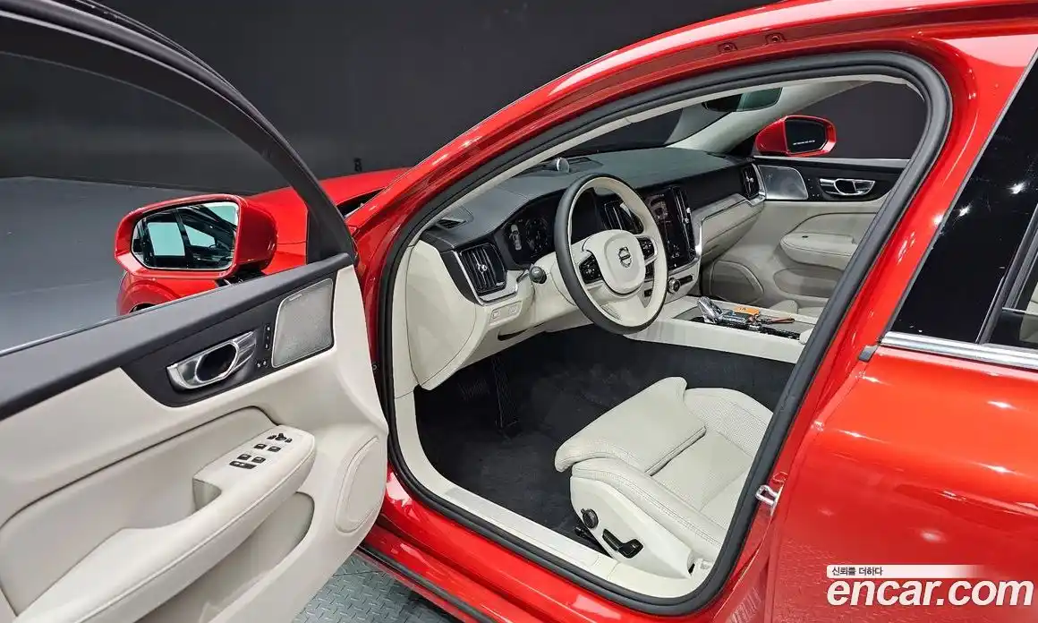 Volvo S60 2021 2.0 Автомат в Москве № 230470, фото 3