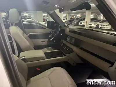 Land Rover Defender 2024 3.0 Автомат в Москве № 231310, миниатюра 7
