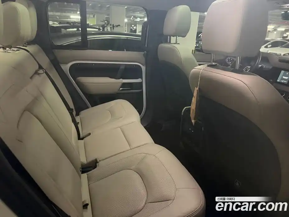 Land Rover Defender 2024 3.0 Автомат в Москве № 231310, фото 8