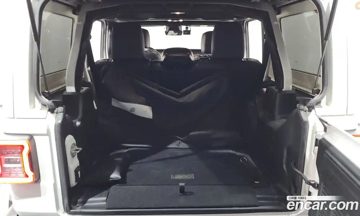 Jeep Wrangler 2022 2.0 Автомат в Москве № 232592, фото 3