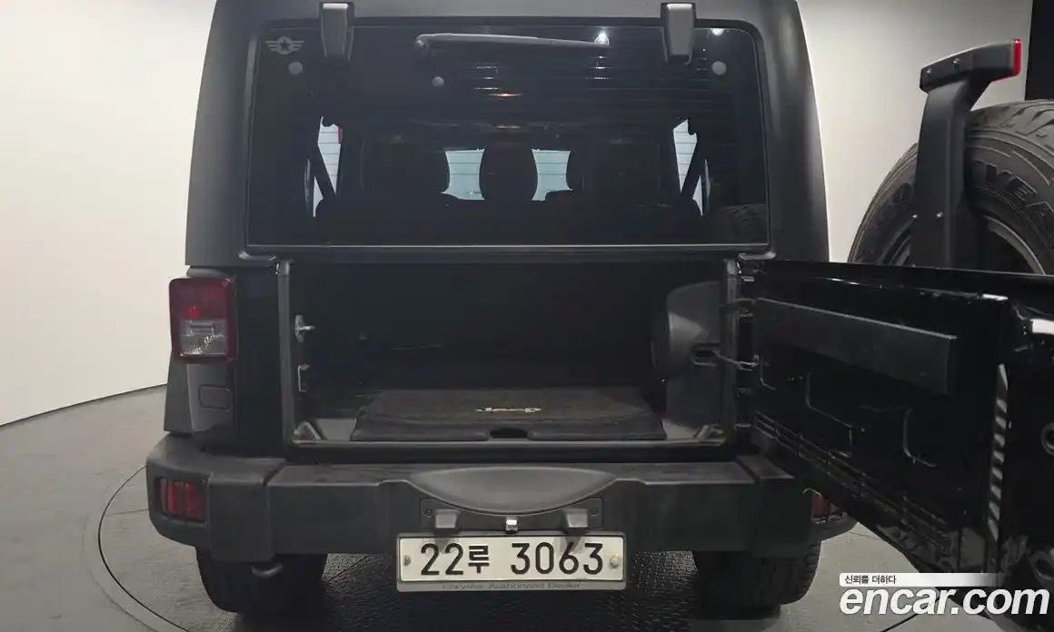 Jeep Wrangler 2011 2.8 Автомат в Москве № 232777, фото 20