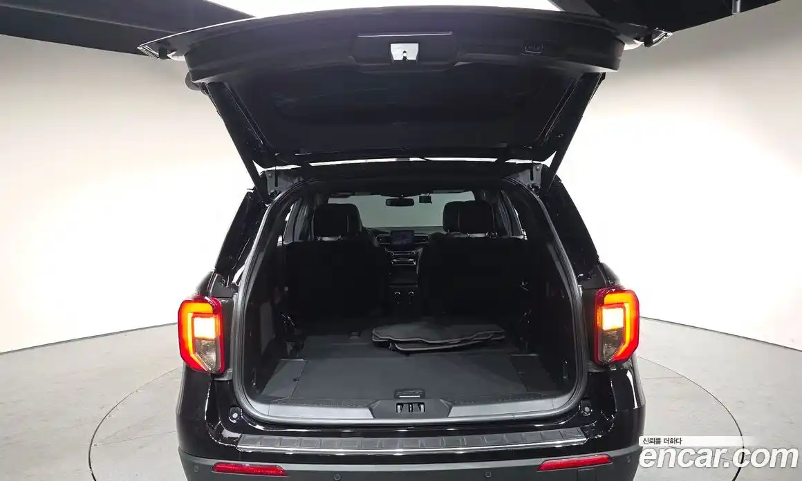 Ford Explorer 2022 3.0 Автомат в Москве № 233099, фото 8