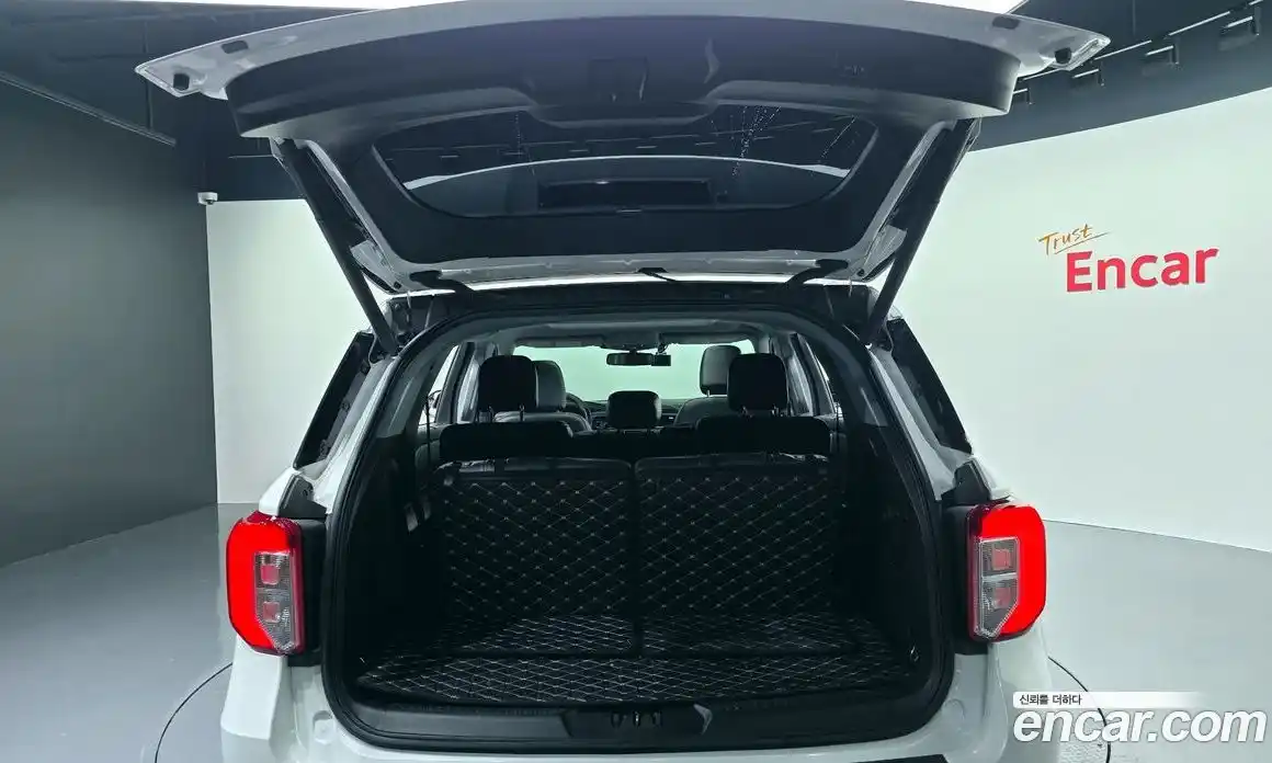 Ford Explorer 2021 2.3 Автомат в Москве № 233285, фото 6