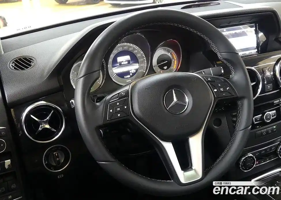 Mercedes-Benz GLK-Class 2013 2.1 Автомат в Москве № 243543, фото 12