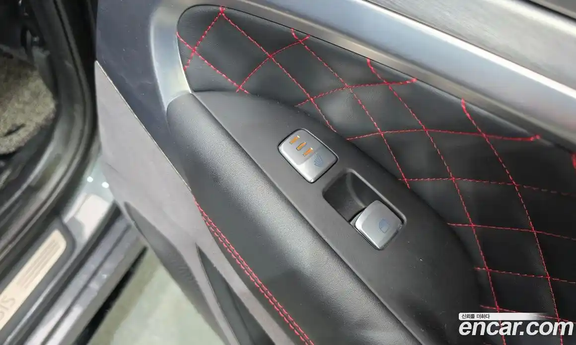 Genesis G70 2018 3.3 Автомат в Москве № 24722, фото 18