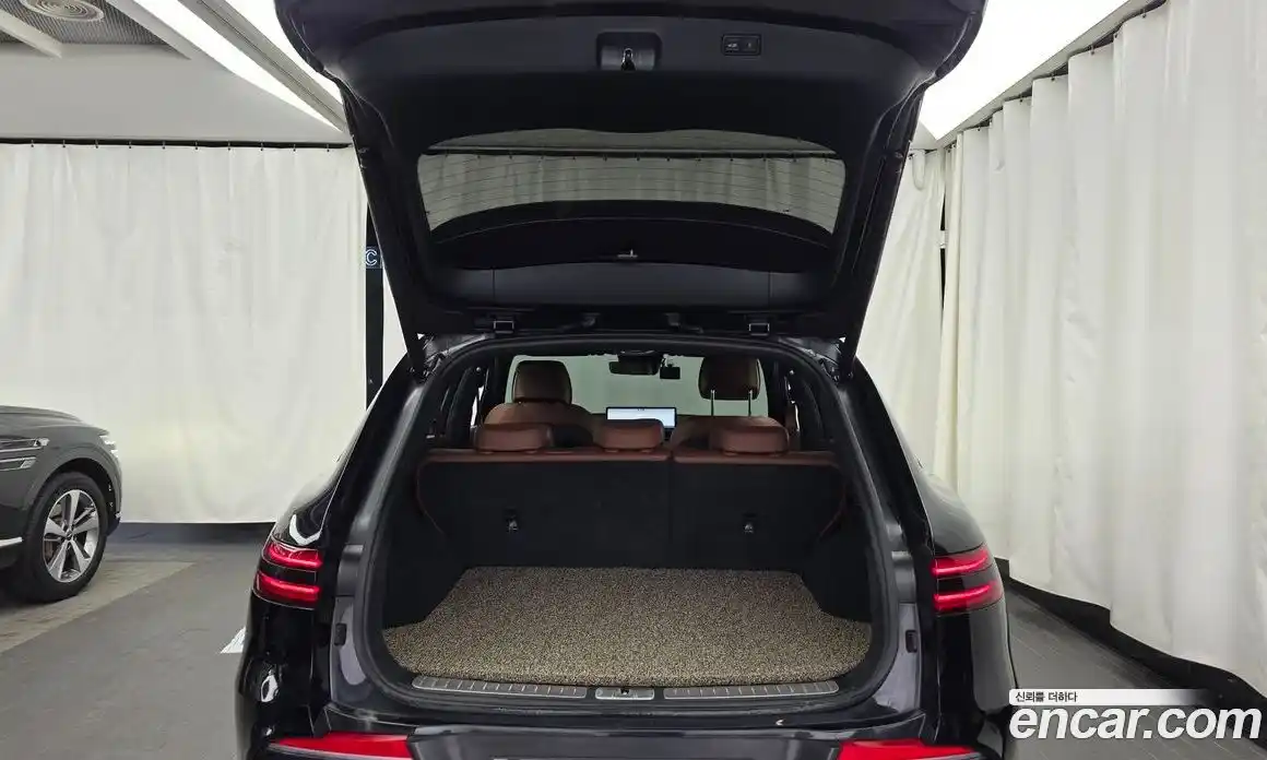 Genesis GV70 2022 2.5 Автомат в Москве № 24729, фото 3