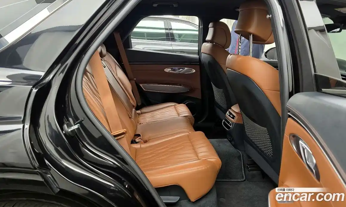 Genesis GV70 2022 2.5 Автомат в Москве № 24729, фото 10