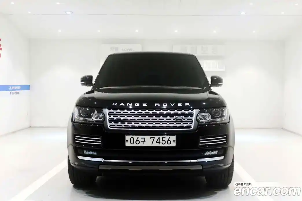 Land Rover Range-Rover 2015 4.4 Автомат в Москве № 252577, фото 3