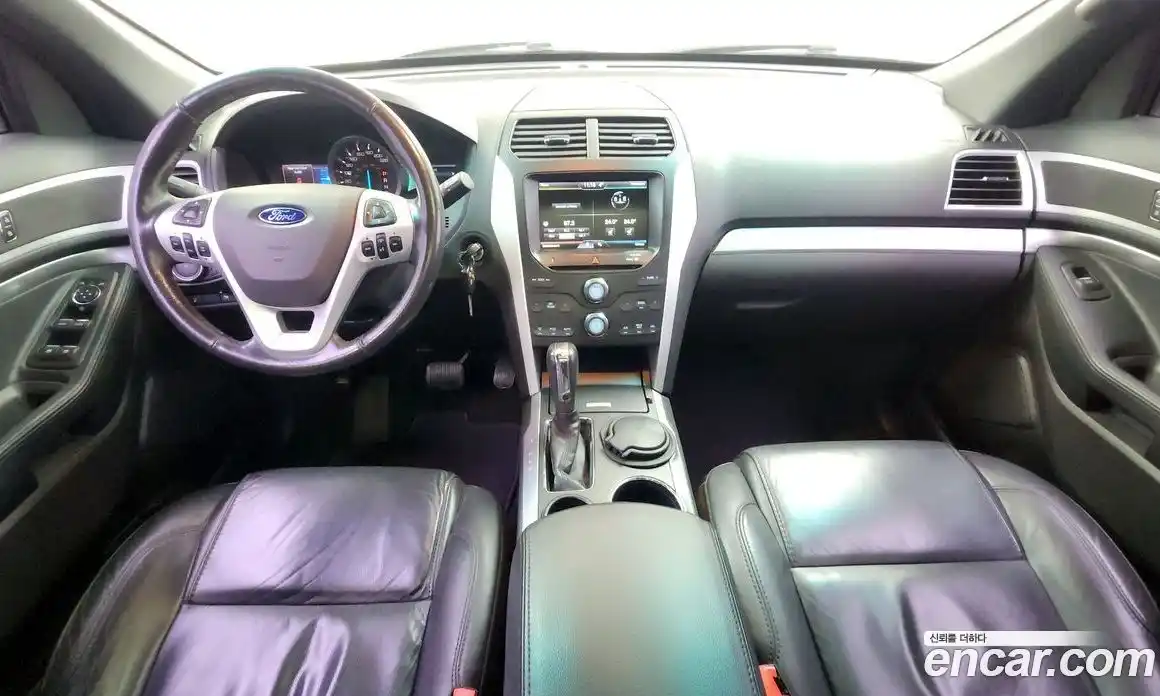 Ford Explorer 2014 2.0 Автомат в Москве № 255708, фото 18