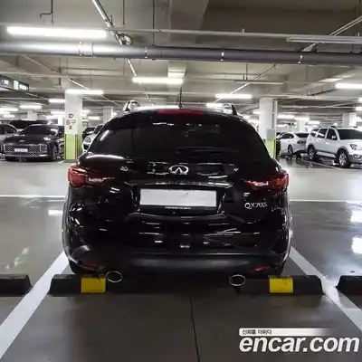 Infiniti QX70 2017 3.7 Автомат в Москве № 256202, миниатюра 4