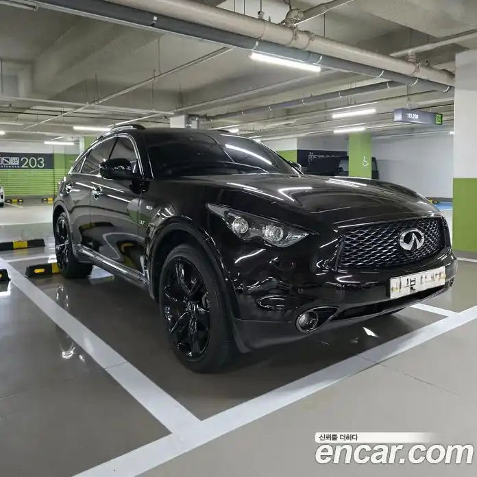 Infiniti QX70 2017 3.7 Автомат в Москве № 256202, фото 10
