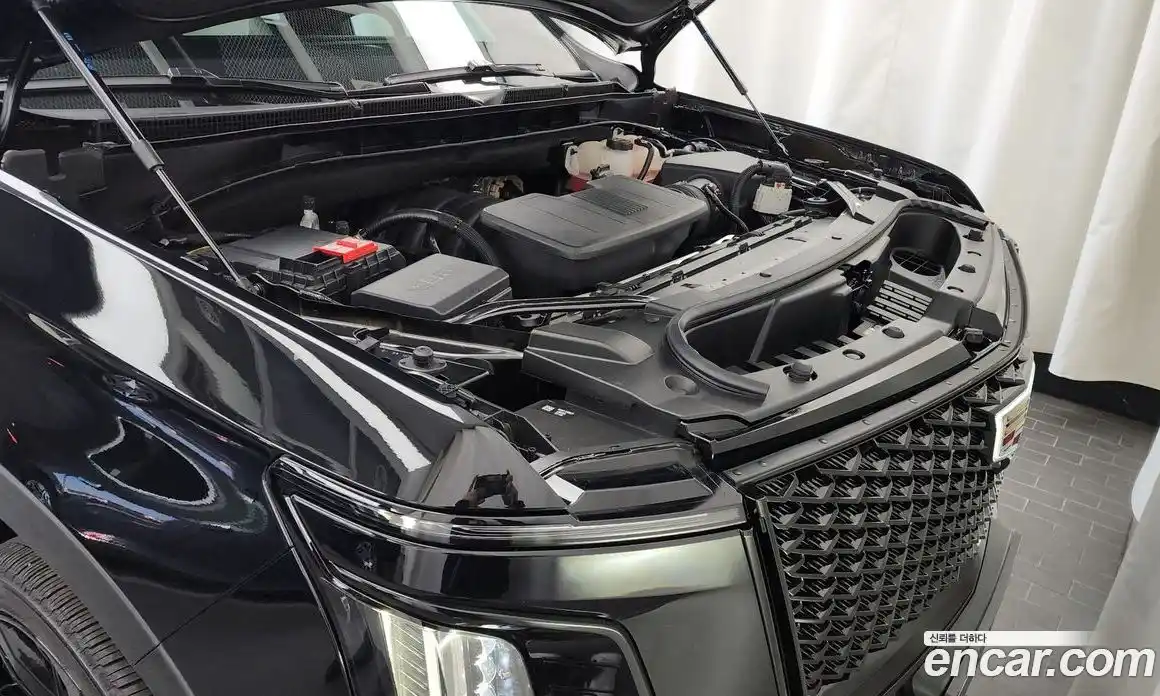 Cadillac Escalade 2025 6.2 Автомат в Москве № 256348, фото 1