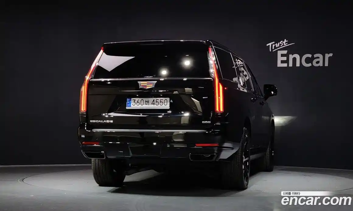 Cadillac Escalade 2025 6.2 Автомат в Москве № 256348, фото 4