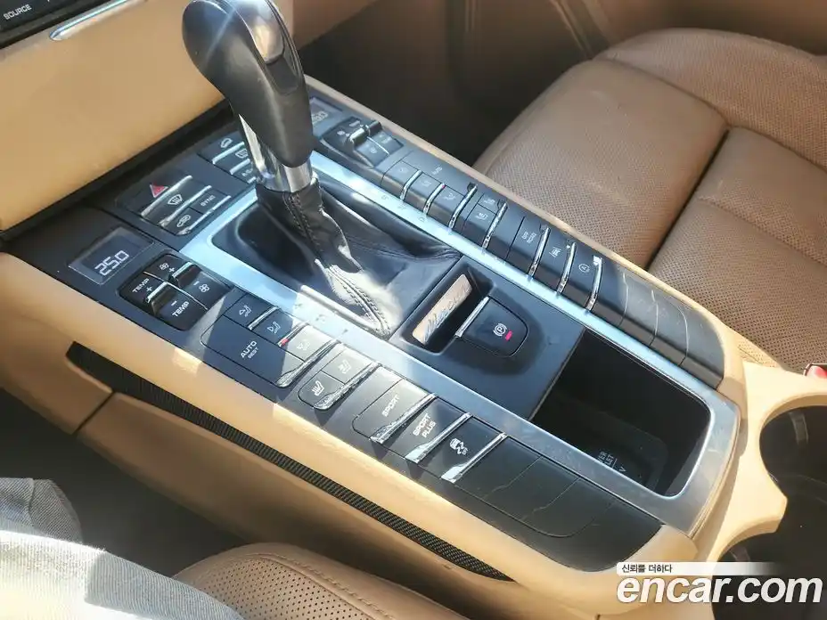 Porsche Macan 2017 3.0 Автомат в Москве № 270697, фото 18