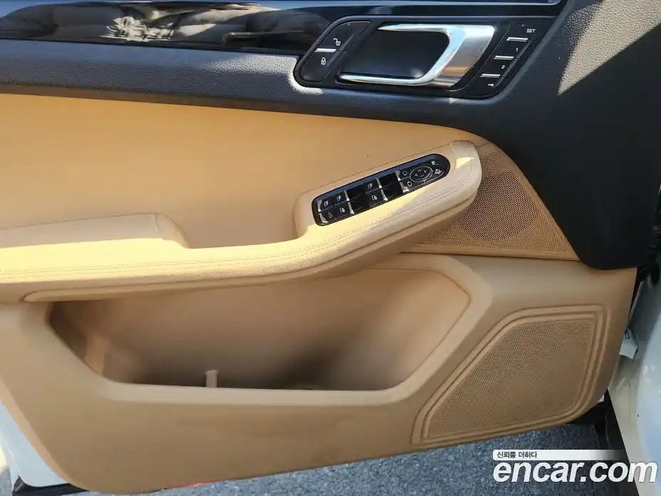 Porsche Macan 2017 3.0 Автомат в Москве № 270697, фото 3