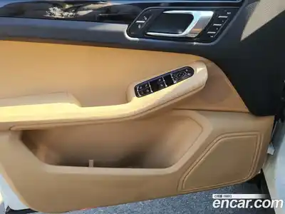 Porsche Macan 2017 3.0 Автомат в Москве № 270697, миниатюра 3