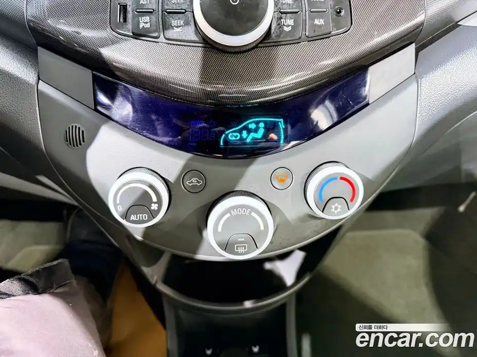 Chevrolet Spark 2012 1.0 Автомат в Москве № 27532, фото 14