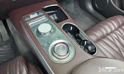 Genesis GV70 2021 2.5 Автомат в Москве № 27824, миниатюра 2