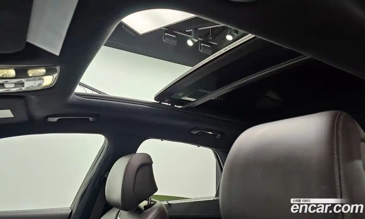 Genesis GV70 2021 2.5 Автомат в Москве № 27824, фото 4