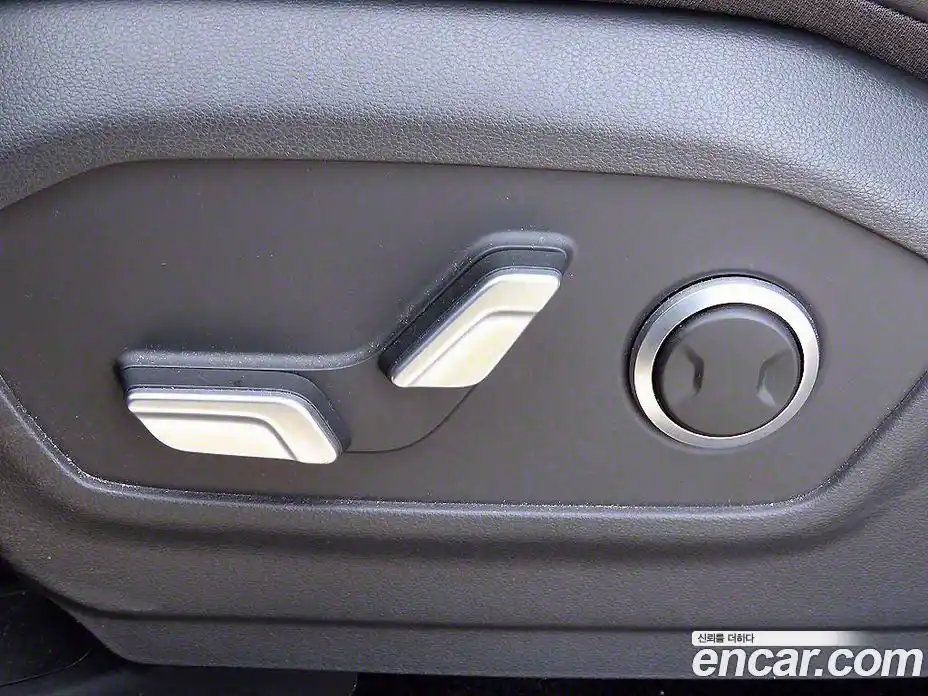 Hyundai Santa Fe 2024 2.5 Автомат в Москве № 280668, фото 13