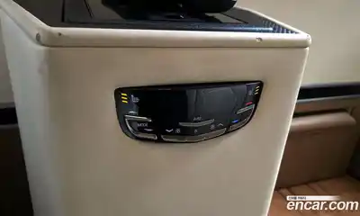 Cadillac Escalade 2017 6.2 Автомат в Москве № 285594, миниатюра 11