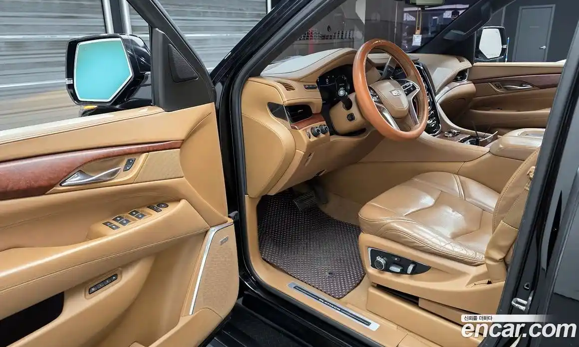 Cadillac Escalade 2017 6.2 Автомат в Москве № 285594, фото 17