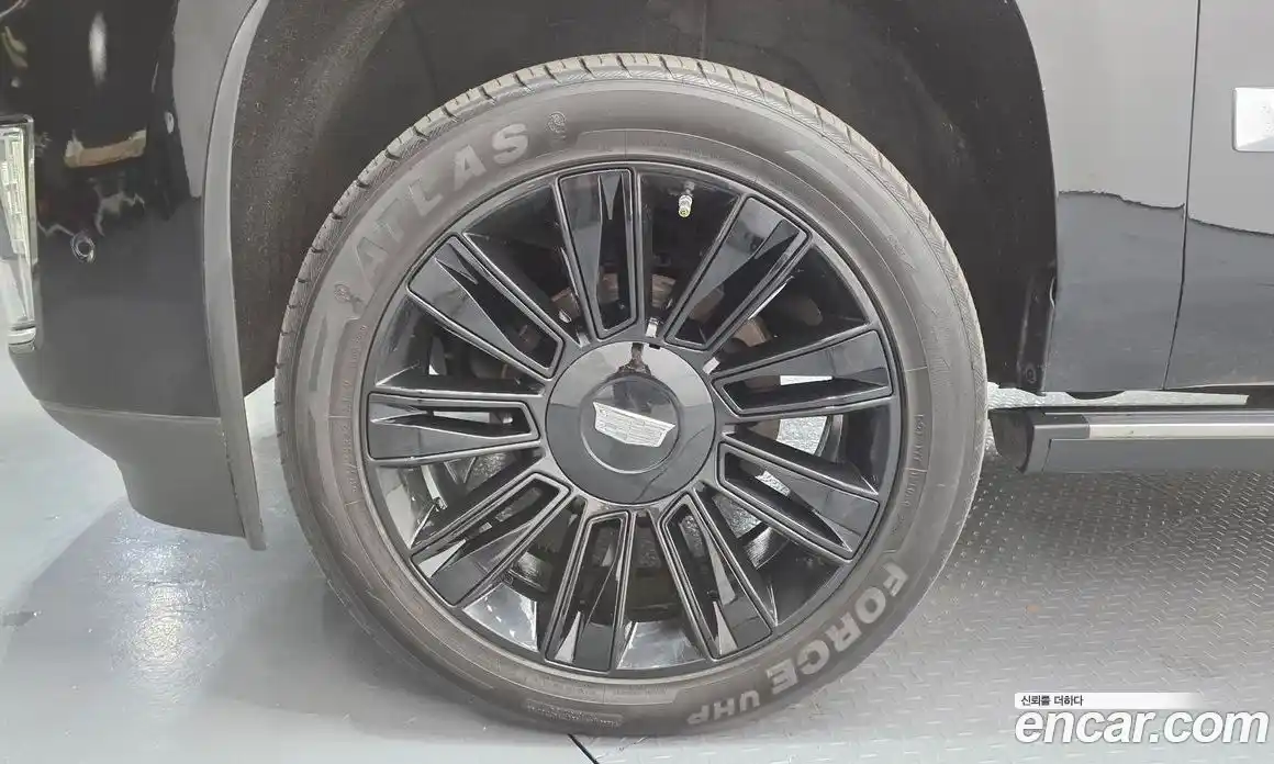 Cadillac Escalade 2017 6.2 Автомат в Москве № 285594, фото 19