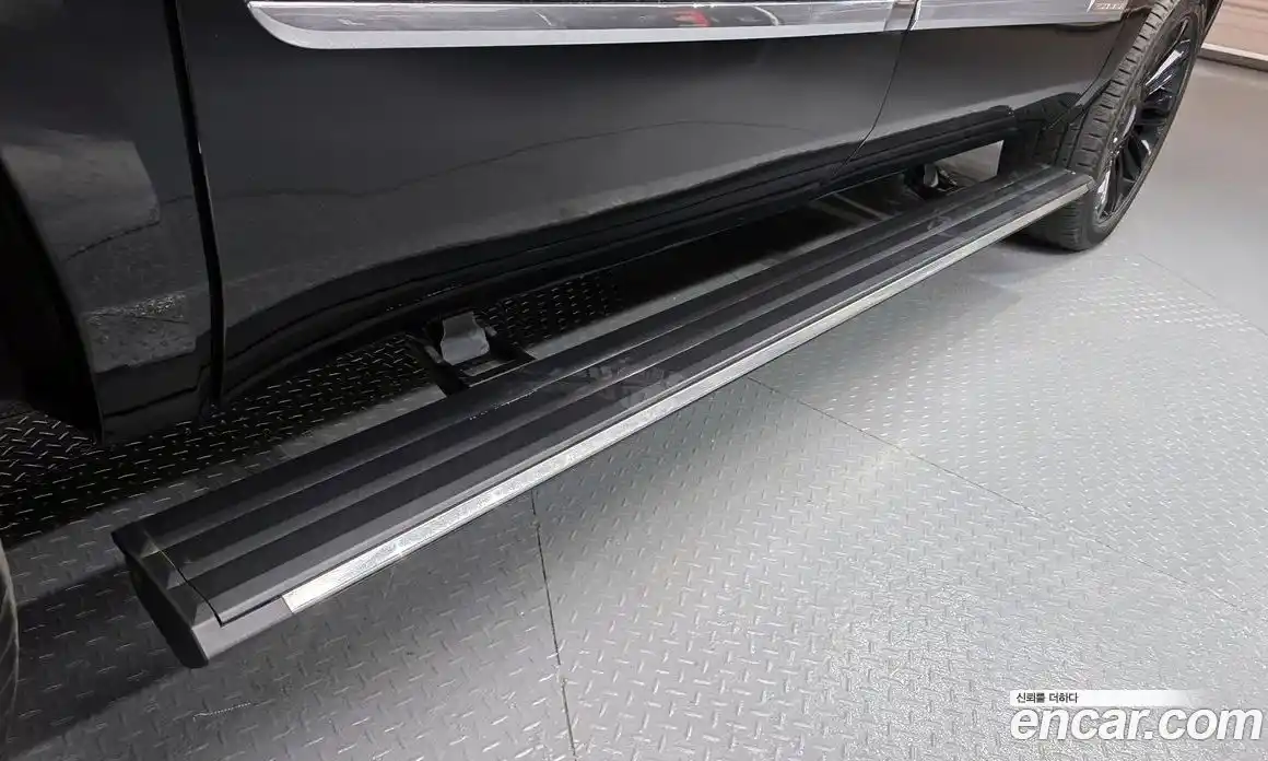 Cadillac Escalade 2017 6.2 Автомат в Москве № 285594, фото 9