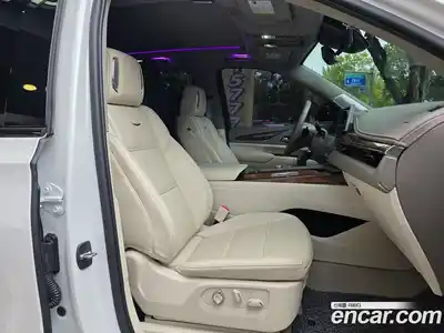 Cadillac Escalade 2023 6.2 Автомат в Москве № 285631, миниатюра 12