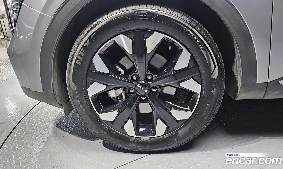 Kia Sportage 2023 1.6 Автомат в Москве № 287606, фото 6