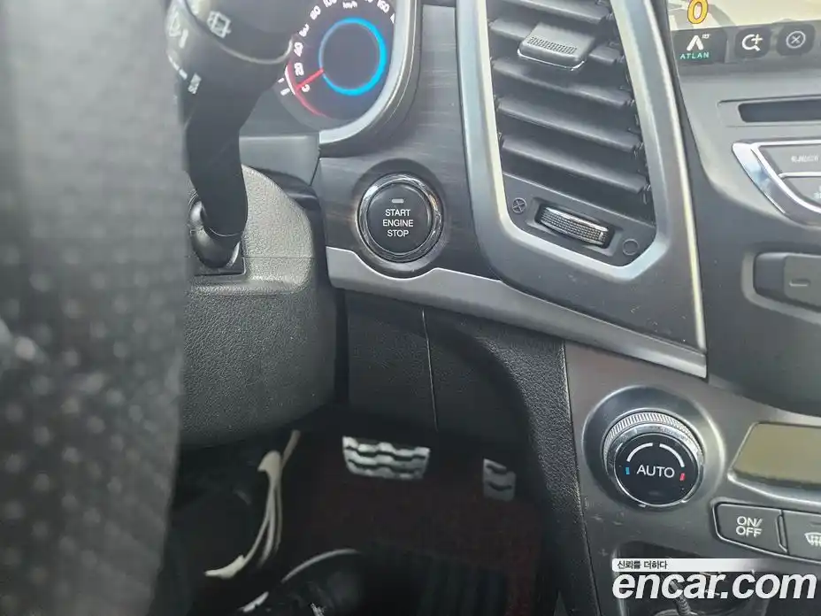 SsangYong Korando 2016 2.2 Автомат в Москве № 28772, фото 15