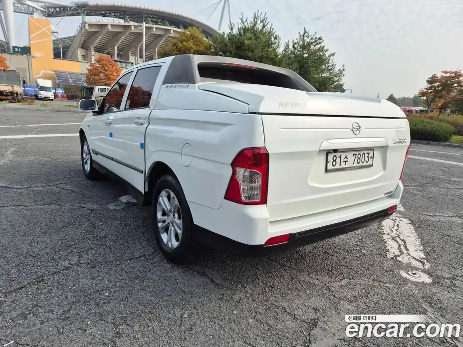SsangYong Korando 2015 2.0 Автомат в Москве № 29269, фото 3