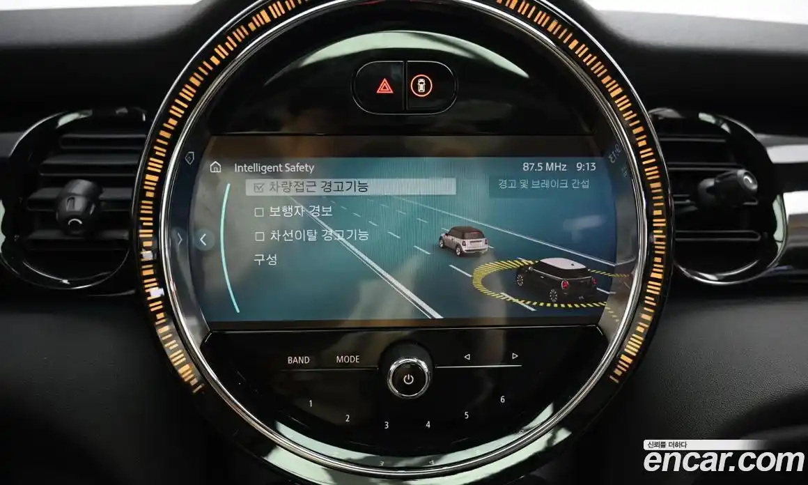 Mini Cooper 2023 1.5 Автомат в Москве № 299280, фото 17