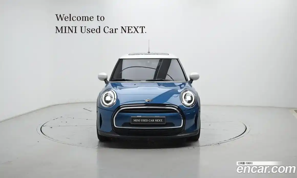 Mini Cooper 2023 1.5 Автомат в Москве № 299280, фото 3